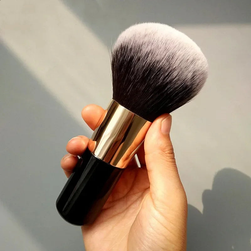 Chubby Face Makeup Brush